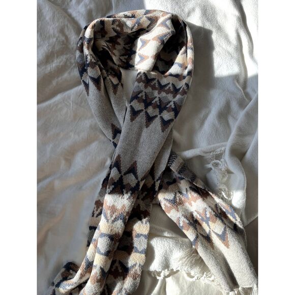 J Crew Chunky Geometric Print Wool Blend Tassel Scarf Winter Fall Gray Warm - Picture 1 of 5